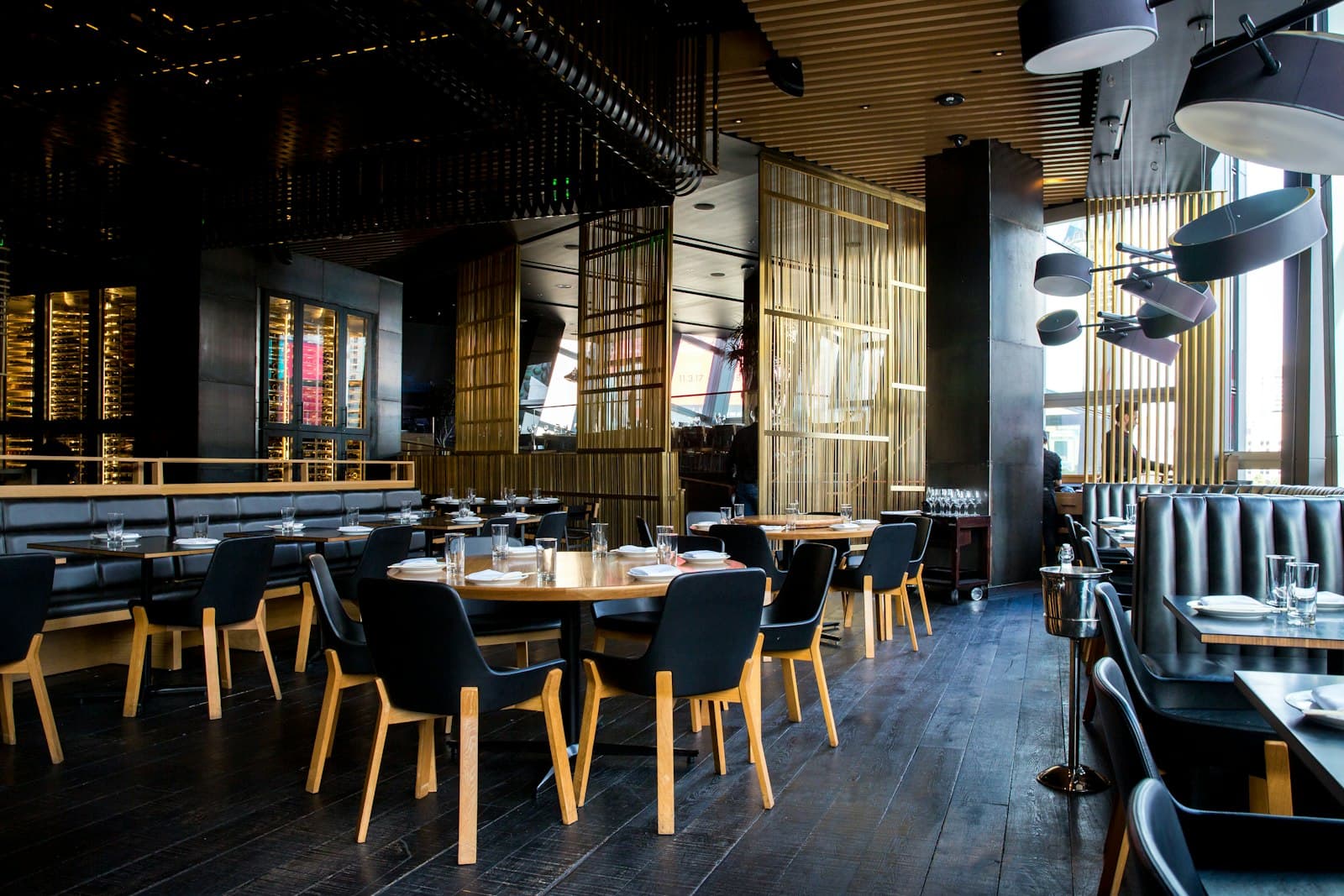 Restorant modern — faqe interneti për hospitality